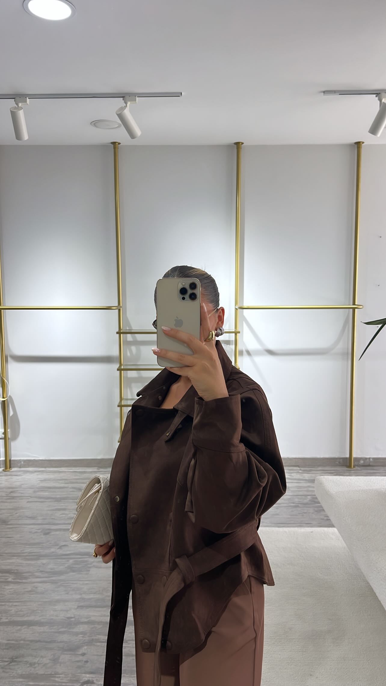 Blusão com efeito de camurça e cinto