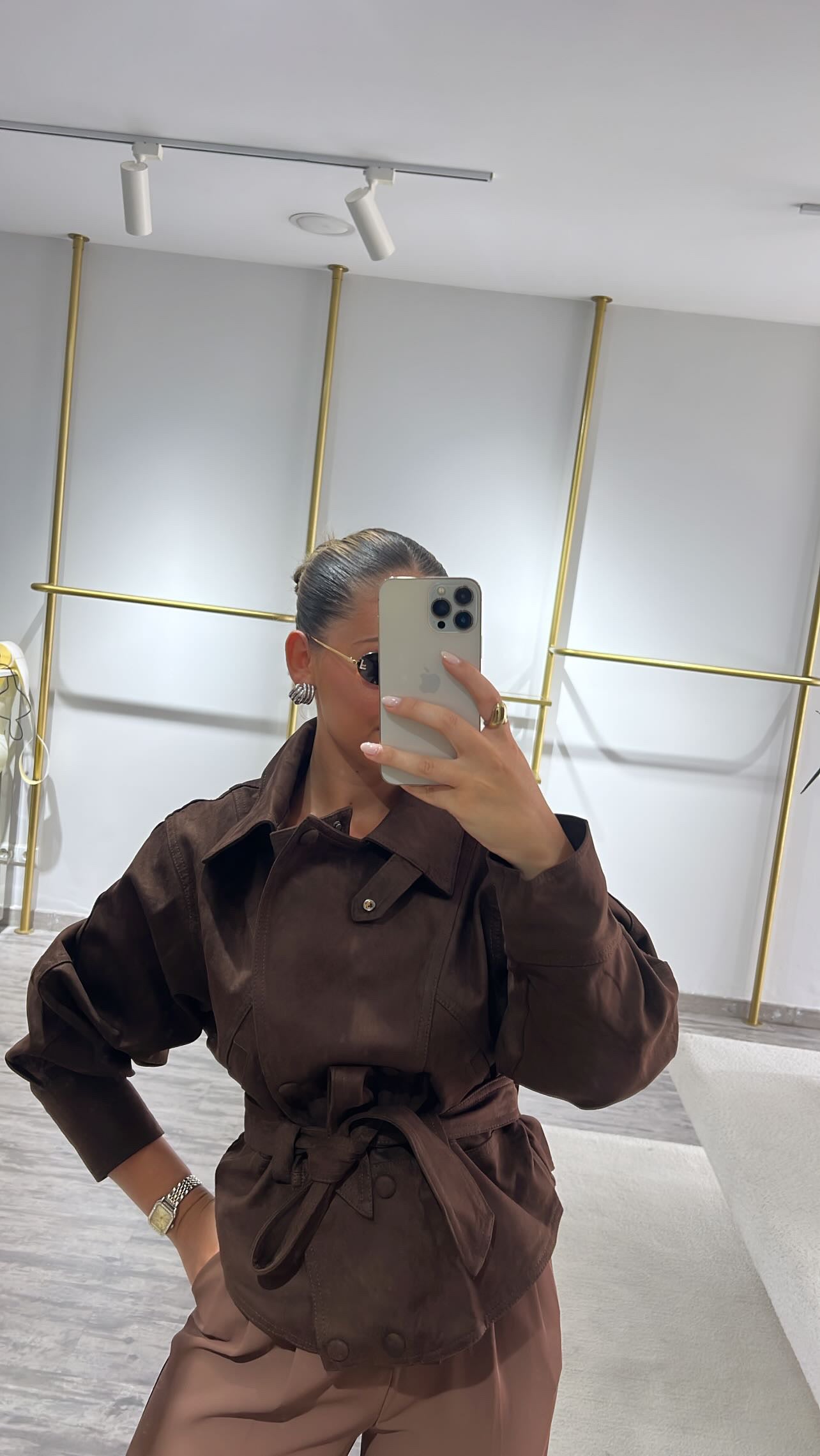 Blusão com efeito de camurça e cinto