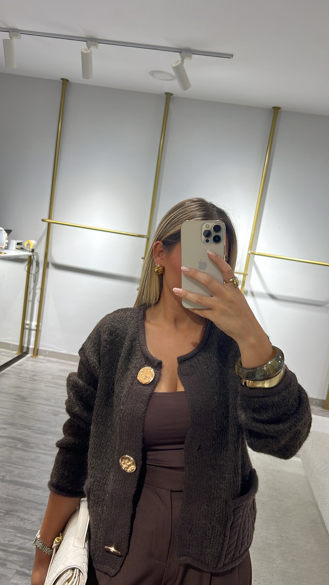 CARDIGAN BOTÃO DOURADO