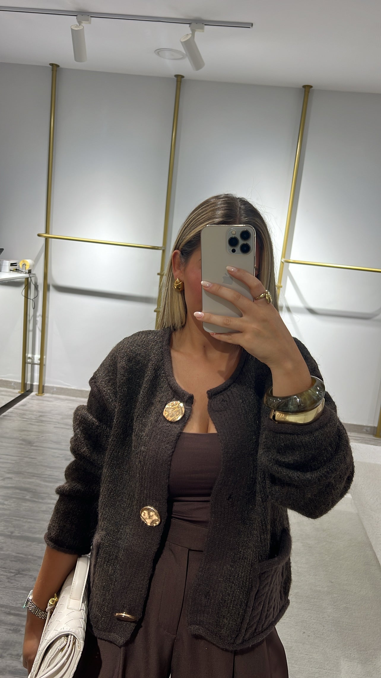 CARDIGAN BOTÃO DOURADO