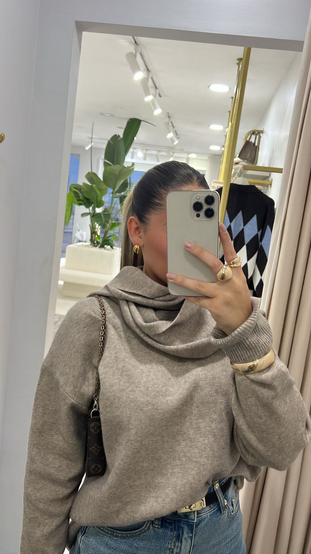 CAMISO C/ CACHECOL INCORPORADO