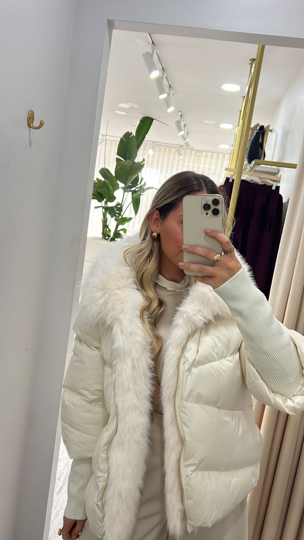 KISPO PELO REMOVÍVEL