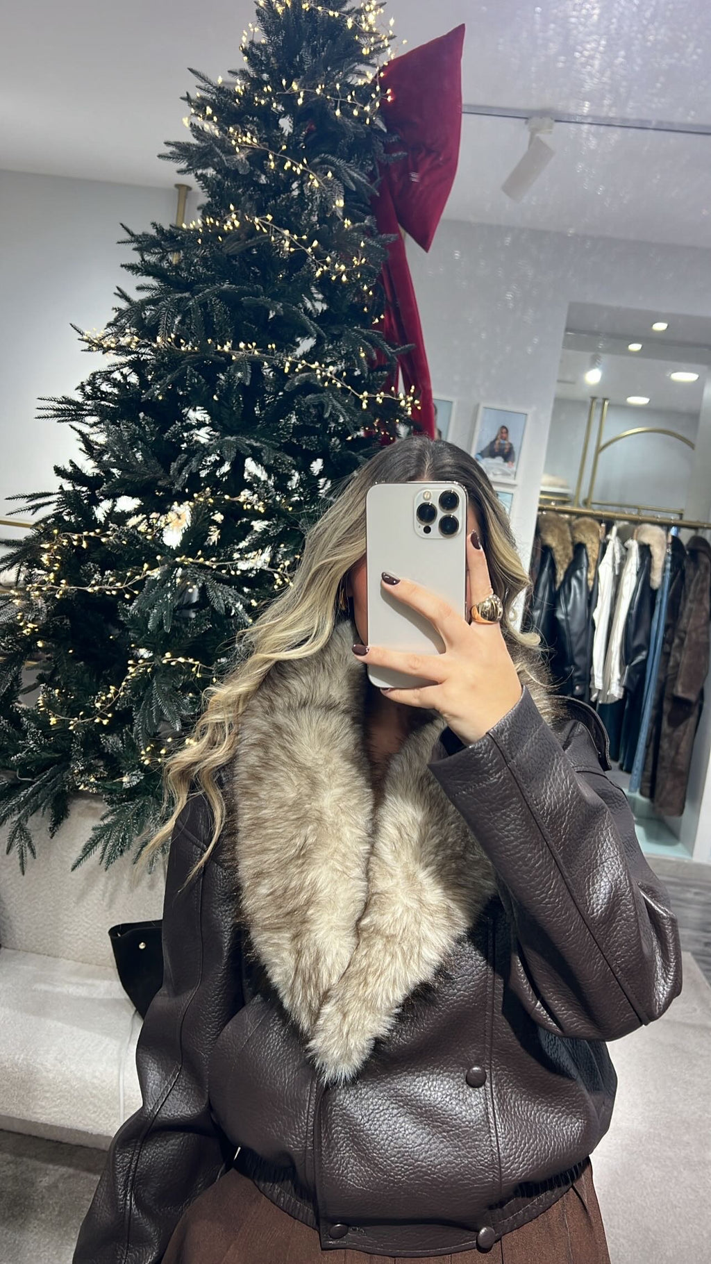 BIKER C/PELO REMOVÍVEL