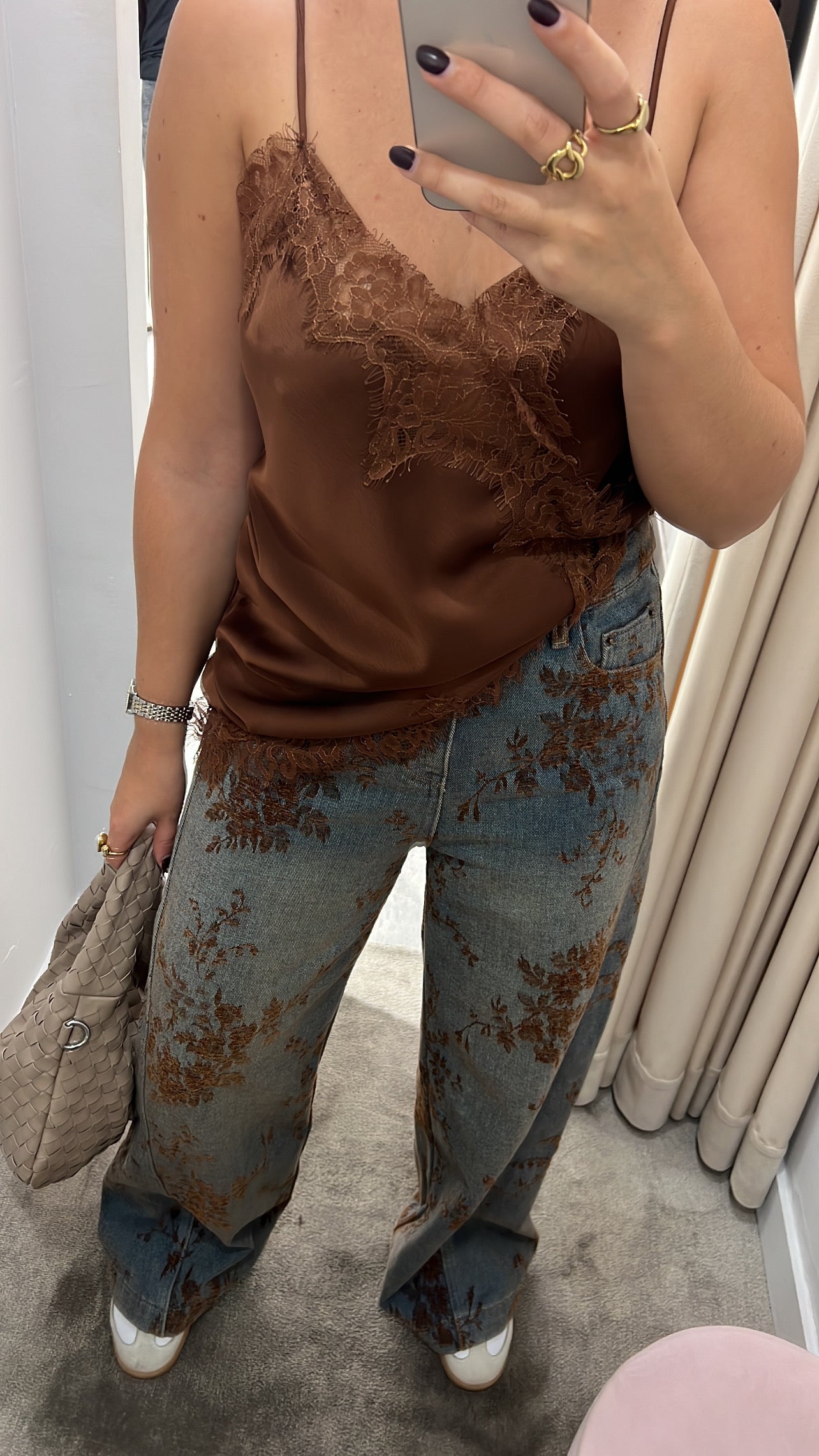 JEANS FLORAL AVELUDADO