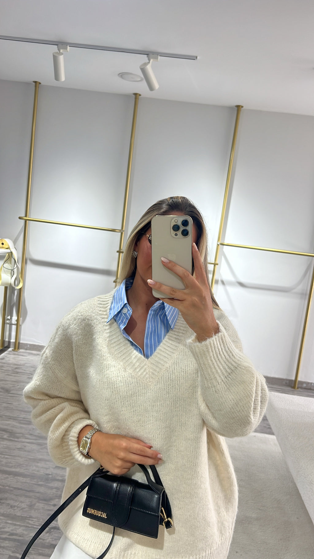 Camisola básica malha suave